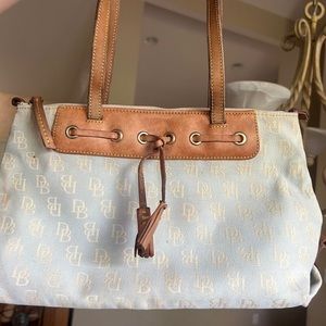 Dooney & Bourke mint green leather trim tote bag.